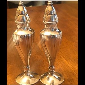WM A ROGERS VINTAGE ART DECO SALT & PEPPER SET